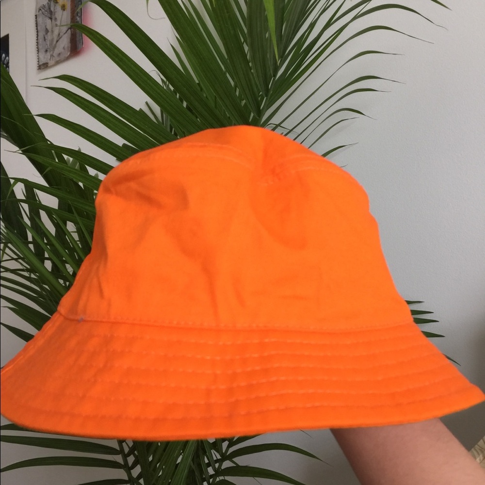 Bucket Hat NWOT